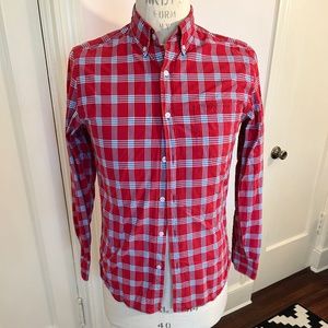 Men’s J. Crew Secret Wash Plaid Button Down Size Small